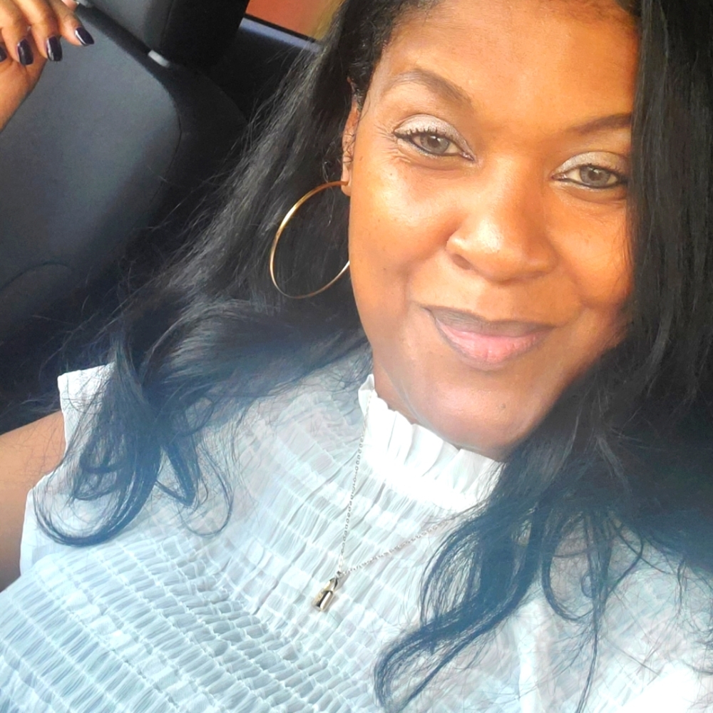 Meet your Posher, Missy